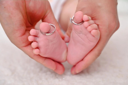 晋江宝宝吃奶呕吐 晋江宝宝吃奶呕吐